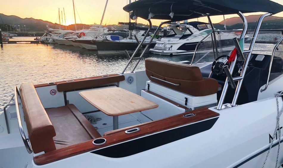 89CCC3A7-7A85-4D51-B724-96EB510E8EA5_1_105_c