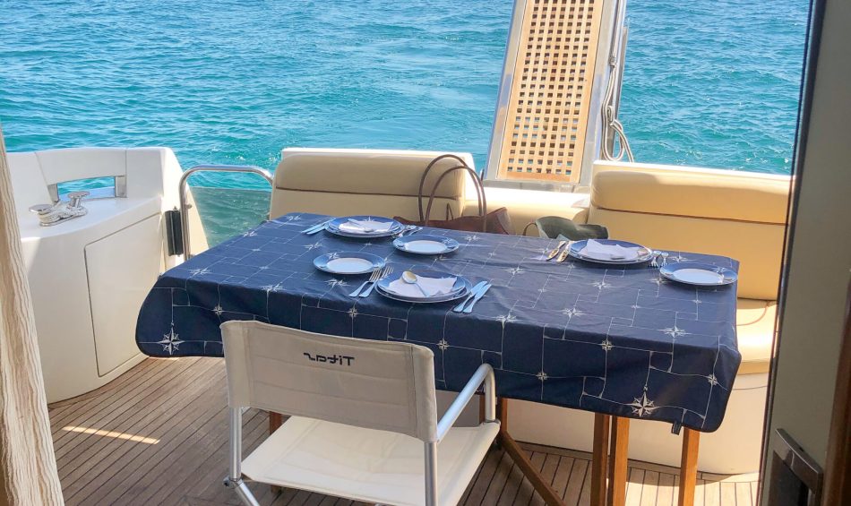 B98F67E9-6E88-4651-9918-BB603F835063