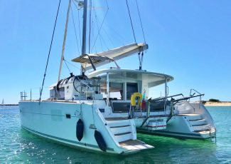 CATAMARAN ISEA ONE STERN